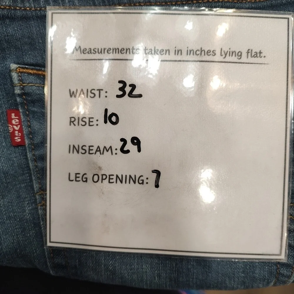 Levis classic pair